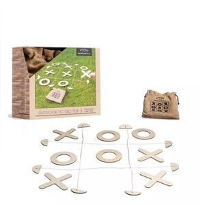 ❌⭕️ Studio Mercantile Oversized Outdoor Tic-Tac-Toe